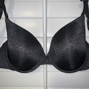 Victoria’s Secret Grey T-Shirt Bra